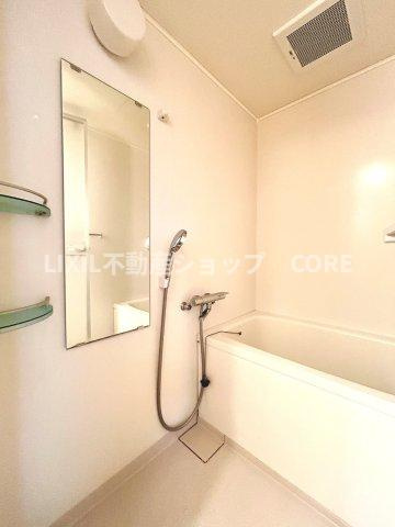 1日の疲れを取り心身を癒すことができる住まいの中のリラクゼーション空間。