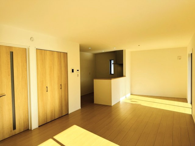 ～20.8帖の明るいLDKで、家族団欒の時間をお過ごしいただけます～