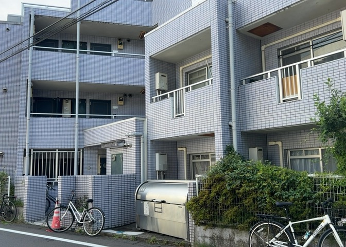 ＳＲＣ造は強度や耐震性の面でもRC造と比べて優れています。そのため、10階建以上の高層または超高層マンションなどの建築にも多く採用されています。柱や梁などのサイズが小さくても高い耐震性を確保できます。