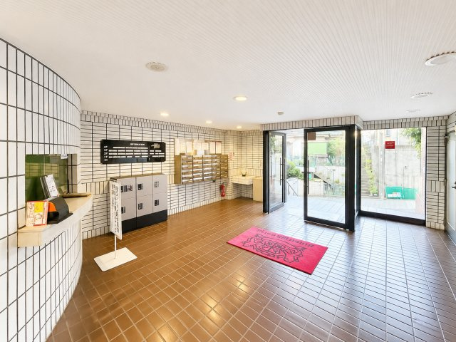 ◆管理体制良好なマンションです。清潔感のあるエントランスに開放感のある住環境。　　