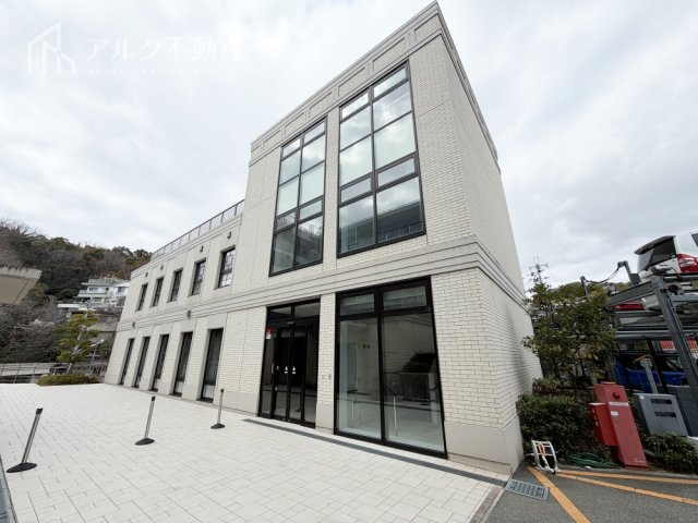 外観：328000623331