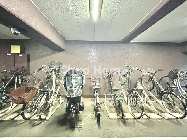 【自転車置き場】最新の空き状況や費用などの詳細は担当スタッフまでお問い合わせください。