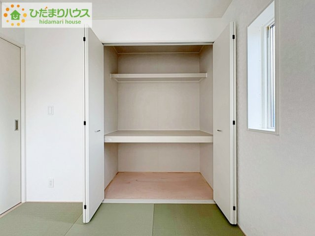 和室にも大容量のクローゼット完備！　お布団やお子様のおもちゃなどがスッキリ収納できますね(^^♪