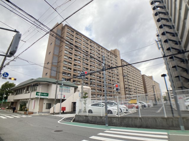 外観：327001675680