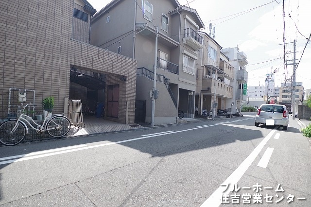 別角度からの前面道路です！