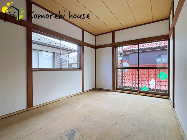 落ち着いて過ごせるお部屋なので、寝室にいかがでしょうか