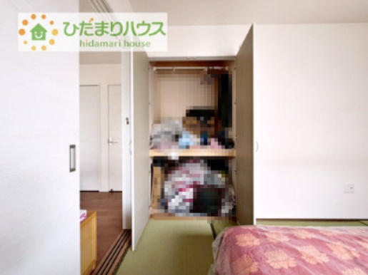 和室には収納もあり、お布団なども州の可能！