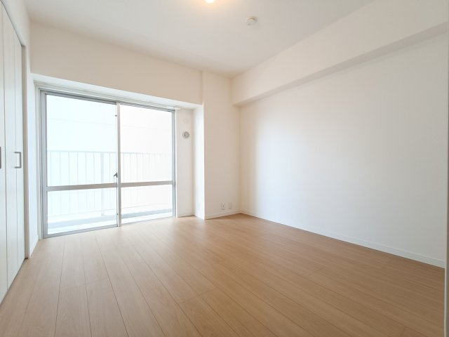 ゆったりした洋室です