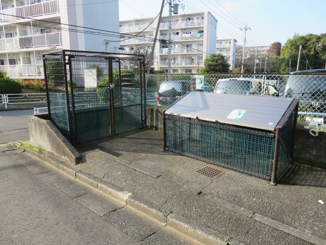 敷地内ごみ置き場あり