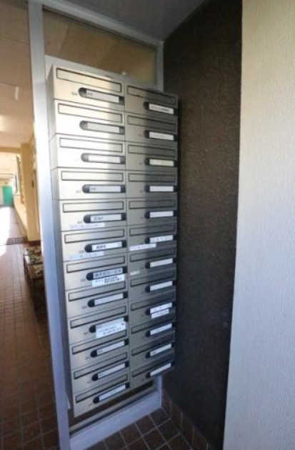 ダイヤル式の居住者専用の集合ポストです！