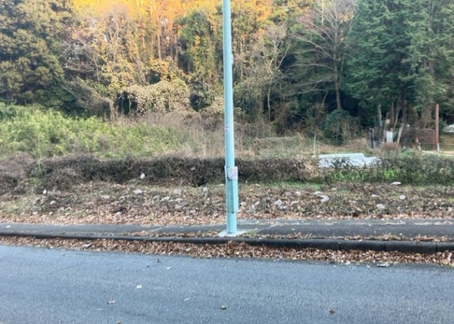 家を建てる前提で土地を探している場合、地盤の丈夫さは譲れない条件の一つです。地盤が脆弱だと追加工事が必要となります。また、過去に地盤沈下や液状化現象を起こした土地は、できるだけ避けた方がいいでしょう。