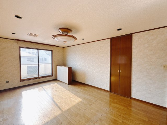 ■2階洋室｜子供部屋のメリットは「自立心を養うことができる」「自分で整理整頓できるようになる」そして、お子様が成長した際には「プライバシーを確保できる」といい事だらけ♪