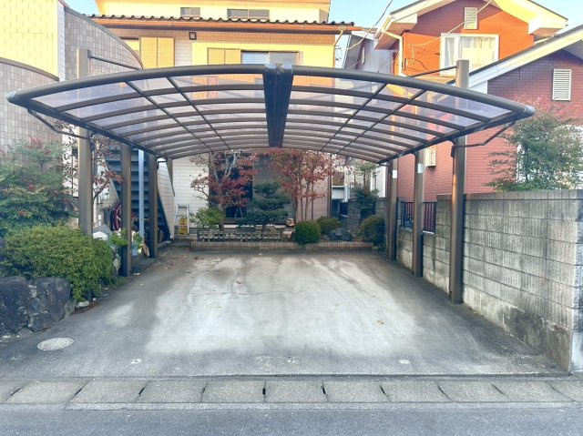 ■カーポート｜カーポート付きになっています♪ご自身の愛車もしっかり守れるので安心です！