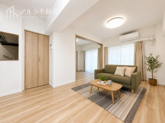 ◆リフォームパース（全面リフォーム参考価格：700万円）予算を抑えながらも、こだわりのデザインリフォームを実現。アルク不動産なら、理想の住まいづくりを叶えます！
