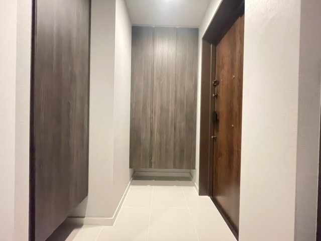 【玄関】靴好きにはうれしいシューズボックス付きの玄関☆すっきりとした印象で広くお使いいただけます◎