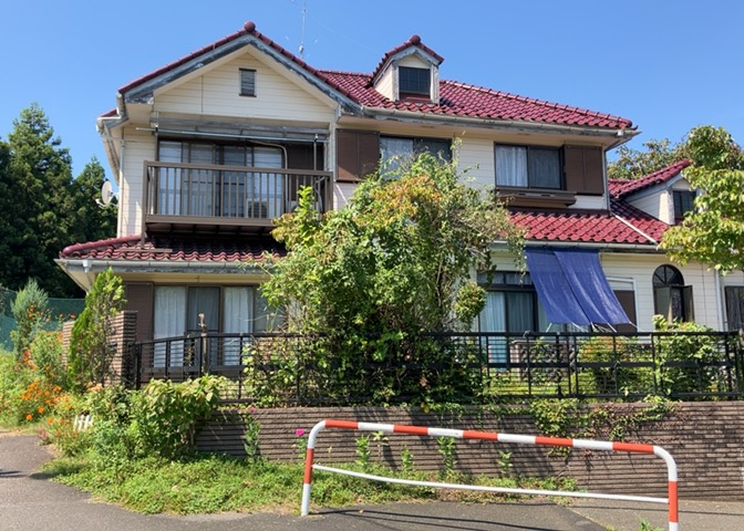 物件の詳細については、現地を見てわかること以外に、役所や法務局などで調べないとわからないことがあります。そのため、現地に行く場合は、もしこの物件を買ったらどのような生活ができるかをイメージしましょう。