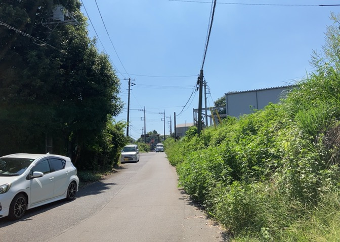 桜や紅葉の名所に出かける人は多いと思いますが、家にいながら季節の移ろいを感じる生活を送りませんか？リビングや窓から見える景色が生活を彩るワンポイントに！現地から見える景色を堪能してみては如何でしょう。