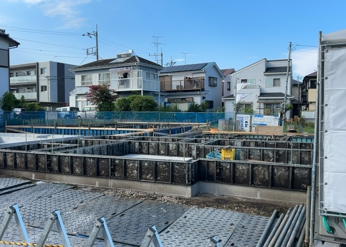 物件の詳細については、現地を見てわかること以外に、役所や法務局などで調べないとわからないことがあります。そのため、現地に行く場合は、もしこの物件を買ったらどのような生活ができるかをイメージしましょう。