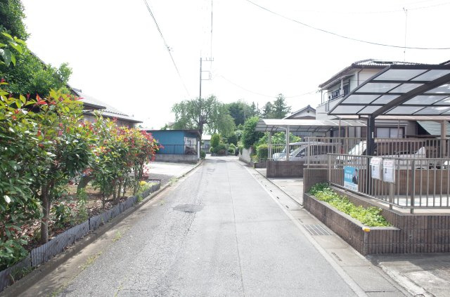 南側約4ｍ道路に約8.6ｍ接道