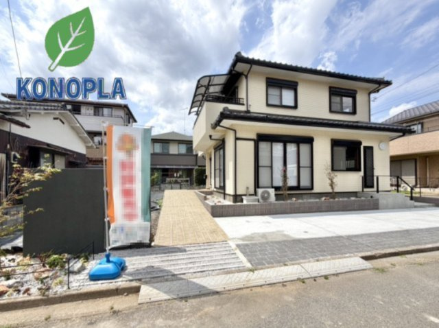 ■外観｜広々とした駐車スペースで楽々駐車可能！お買い物後もスムーズにお荷物を運べます♪