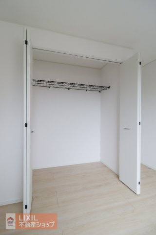 各お部屋にしっかりとした収納を確保。余計な家具を置く必要がないため、お部屋を広々と有効に使えます。適材適所に収納があります。