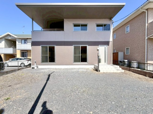 ■外観｜外構や植栽の計画次第で、リゾートのような非日常間のある空間づくりも可能です♪