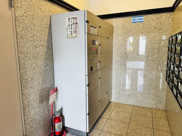 ～不在時の荷物受け取りに大変便利な宅配BOX～