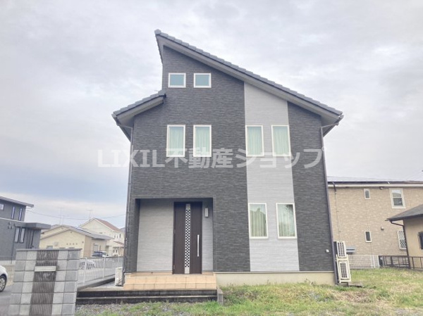 【真岡市長田5丁目 中古住宅のエントランス】