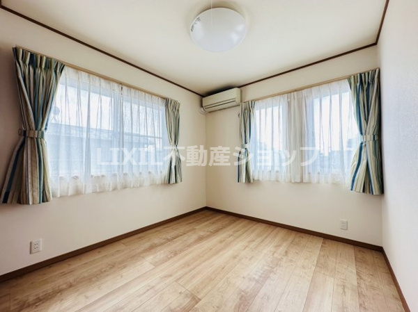 【真岡市長田5丁目 中古住宅の子供部屋】