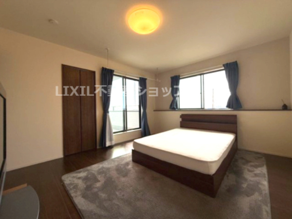 【真岡市大谷台町 中古戸建の洋室】