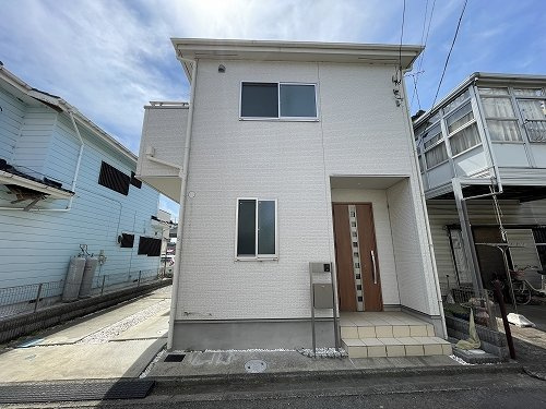 海老名市門沢橋3丁目　中古一戸建て