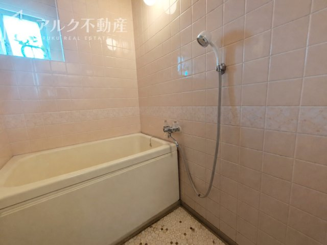 ユニットバス　※AIによる荷物除去を行っております