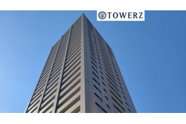 リーガルタワー大阪の外観