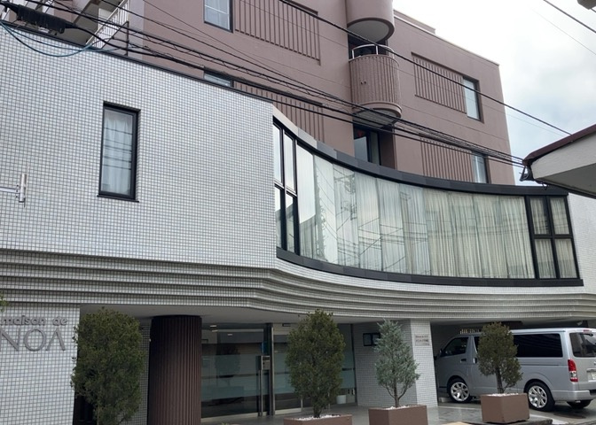 外観はマンション管理がされているかの目安になります。築年数が古いと、壁面は劣化してひび割れが生じることも！建物が古びていても細かいところが修繕されていると、きちんと管理されているなぁと感じるでしょう。