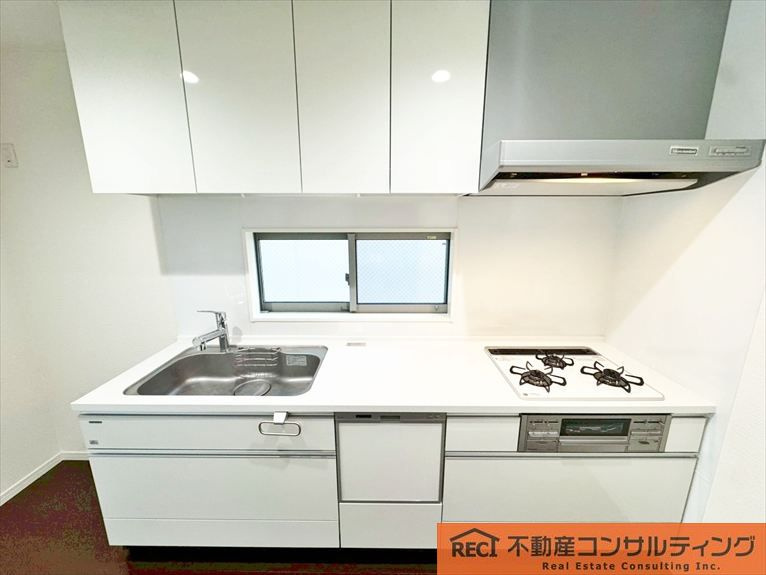 モダンな外観のおしゃれな中古戸建♪