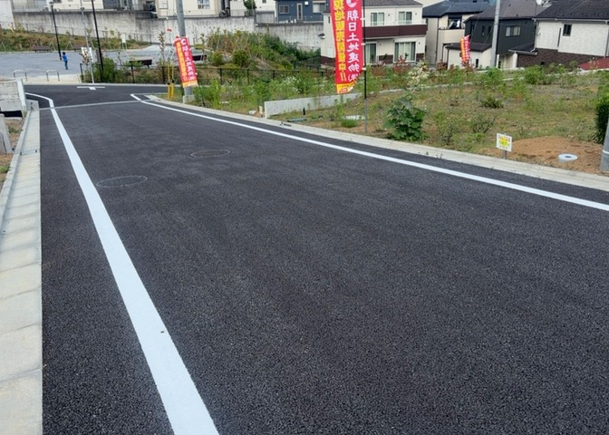 物件の詳細については、現地を見てわかること以外に、役所や法務局などで調べないとわからないことがあります。そのため、現地に行く場合は、もしこの物件を買ったらどのような生活ができるかをイメージしましょう。