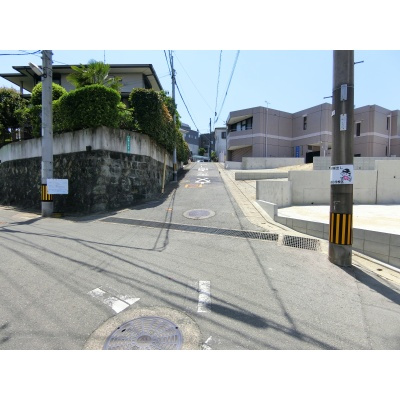 幅員約3.98ｍの東側の道路です☆*