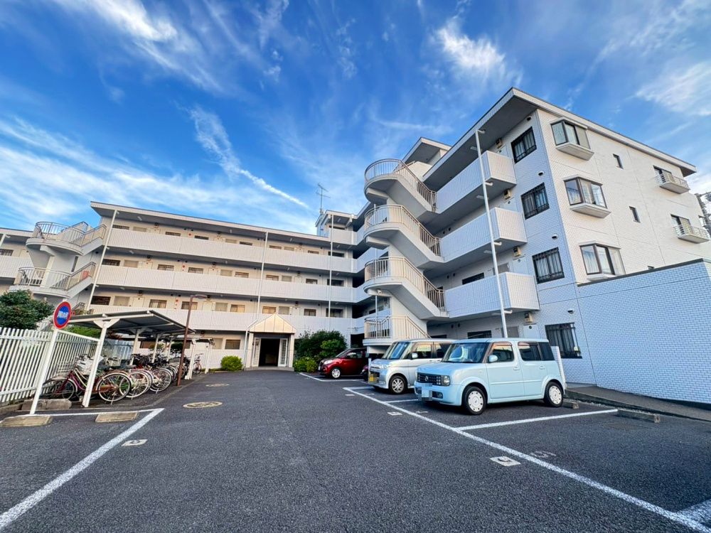 apartment 埼玉県春日部市谷原３丁目1-11
