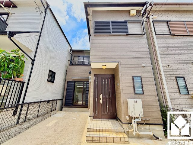 お引渡しから2年間の「契約不適合責任」があり、ご購入後の住まいの安心を支えます。（宅内への雨漏り、シロアリ被害、主要な構造部位の腐食、給排水管の故障、土地の埋設物）
