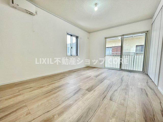 子供部屋には十分の広さです。収納もあるので、勉強机もベッドも十分に配置可能な空間！　
