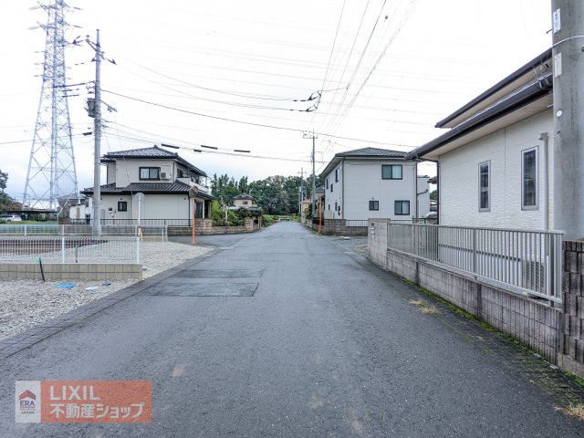 前面道路が6ｍあり、車の出入りがストレスフリー♪