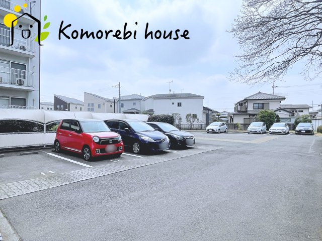 駐車場に車を止められます