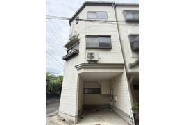 京都市山科区北花山河原町の中古戸建ての外観