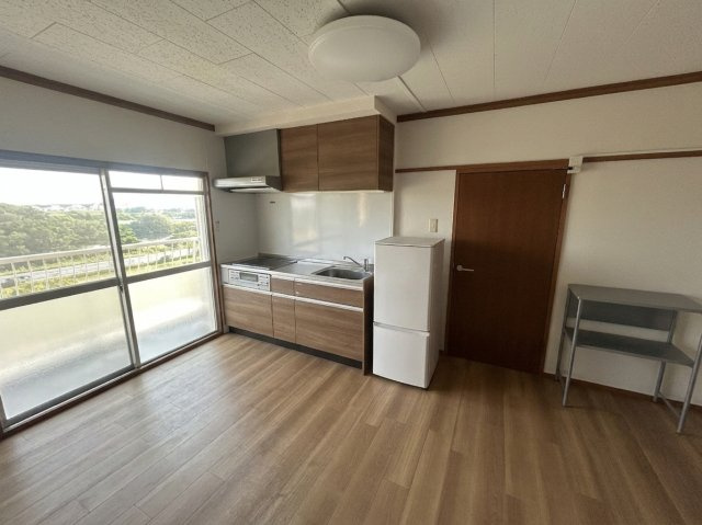 庄内川の穏やかな自然を眺めながらお料理を楽しむことができますね。