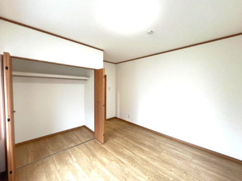 広々とした洋室です