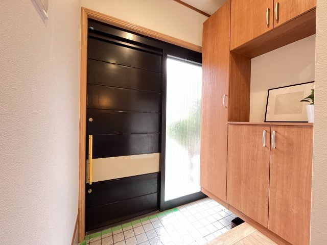 シンプルで使いやすい玄関です