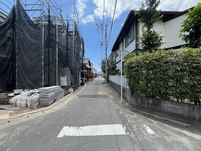 現地写真。前面道路です。