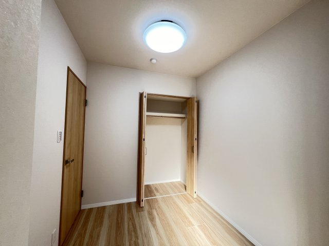 子供部屋や書斎にも使いやすい洋室4.2帖