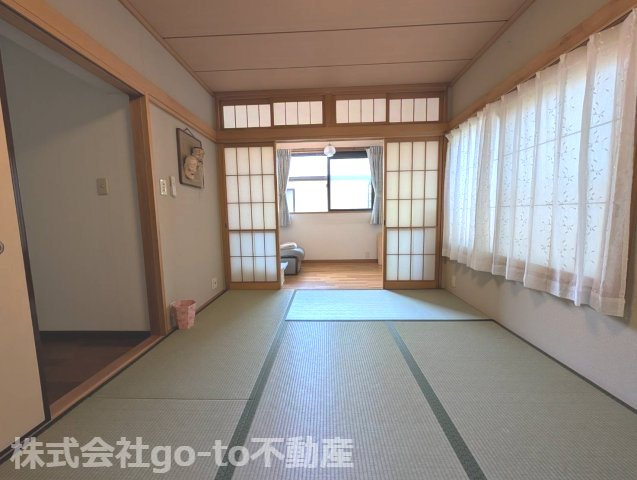 1階約6.6帖の和室