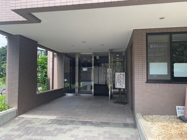 オートロック／宅配ボックス／防犯カメラ有り！居住者様が安心・快適に暮らせるマンションです。